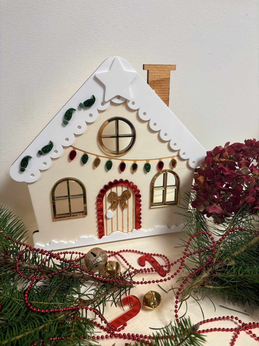 La maison du lutin (calendrier et porte bougie)
