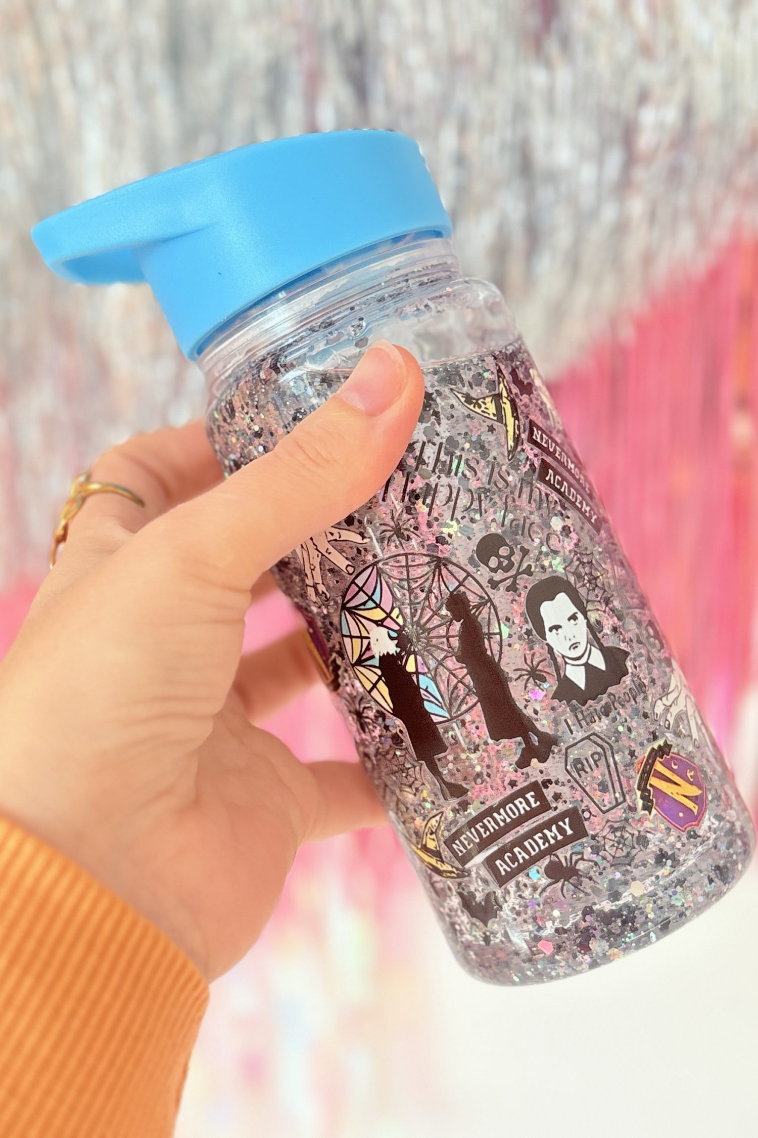 Gourde magique Mercredi 295ml