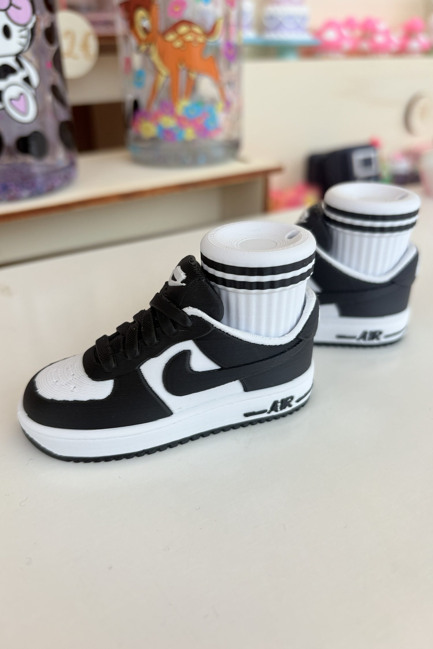 Clicker basket noire