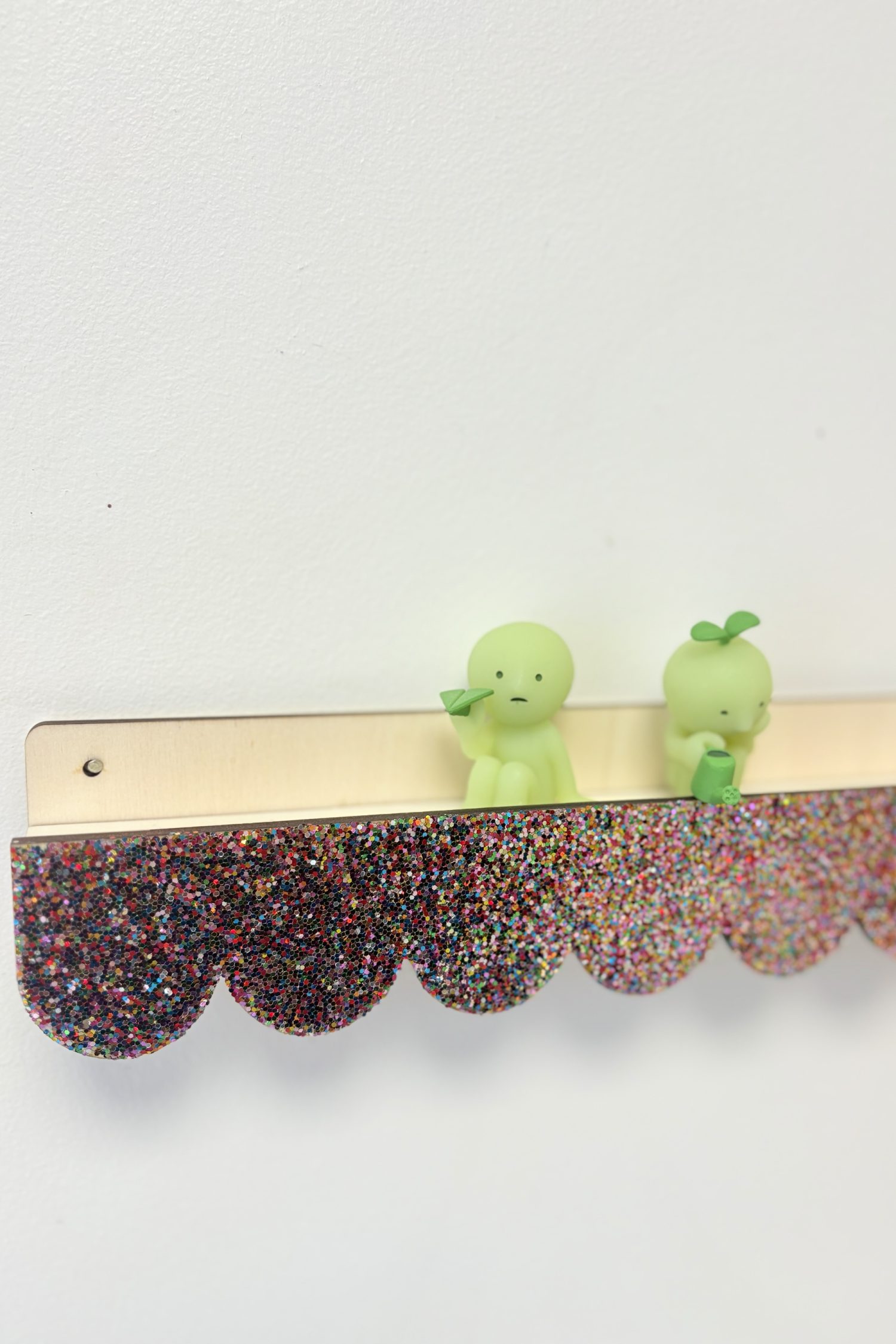 étagère festonnée à paillettes Multicolore 50 cm